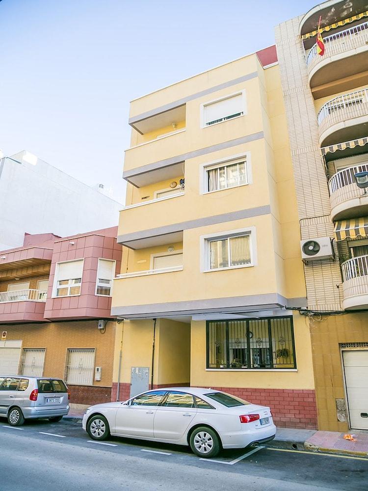 Homely Apartments Blasco Ibanez Torrevieja Exterior photo